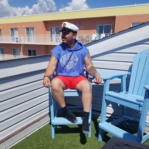 Meet your Posher, Jonathan